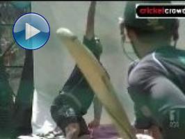 Michael Clarke hopes Nathan Lyon can bounce back from his first Test mauling as Australia delay naming their side. Shane Watson expects a spin-friendly wicket. Most pundits think playing only one spinner compared to India's three in Chennai was a blunder, as India captain MS Dhoni suggested. 2nd Test, Hyderabad, Mar 2013
