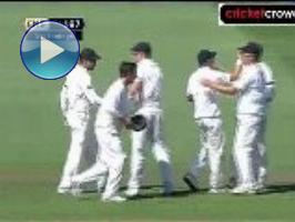 Debutant Bruce Martin and Neil Wagner claimed four wickets apiece as England's batsmen threw away their wickets in a reckless capitulation for 167 in 55 overs. Debutant Hamish Rutherford and Peter Fulton then whittled down the lead by putting on 131. New Zealand (131-0, 42 overs: Rutherford 77*, Fulton 46*) trail England (167 all out, 55 overs: Trott 45, Wagner 4-42, Martin 4-43) by 36 runs.1st Test, Day 2 (Dunedin), Mar 2013